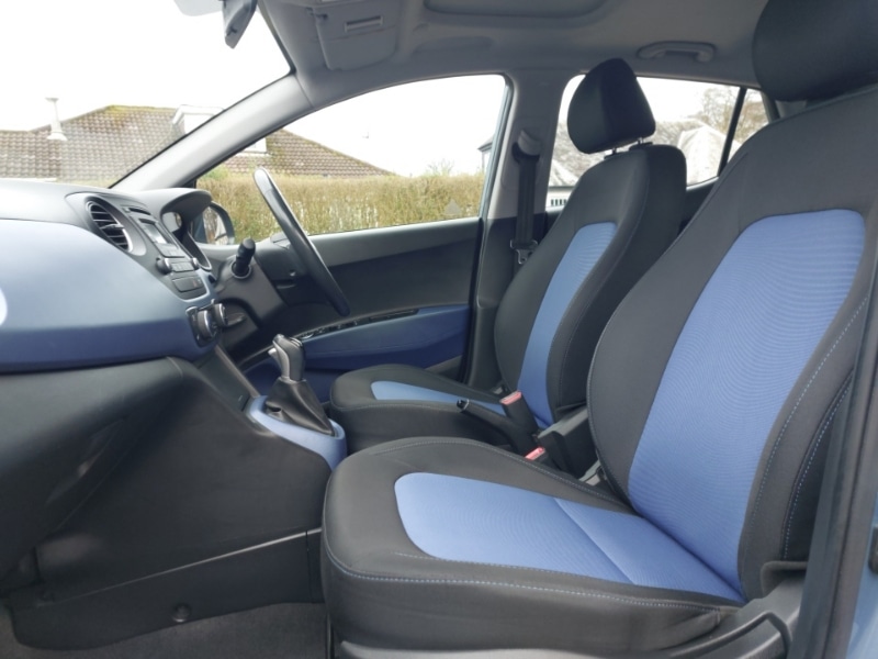 Used Hyundai i10 2017 for sale - 77690132: Photo 5