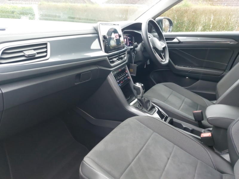 Used Volkswagen T-Roc 2023 for sale - 77467057: Photo 5