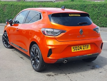 Used Renault Clio 2024 for sale - 78696151: Photo