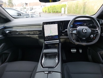 Used Renault Austral 2023 for sale - 77564358: Photo