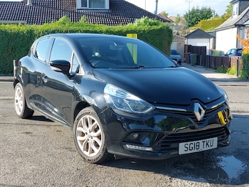 Used Renault Clio 2018 for sale - 78853376: Photo