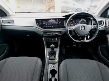 Used Volkswagen Polo 2020 for sale - 77324850: Photo