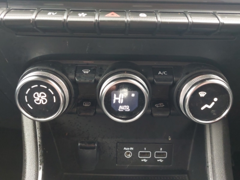 Used Renault Captur 2022 for sale - 77433603: Photo 18