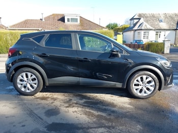 Used Renault Captur 2022 for sale - 78617100: Photo