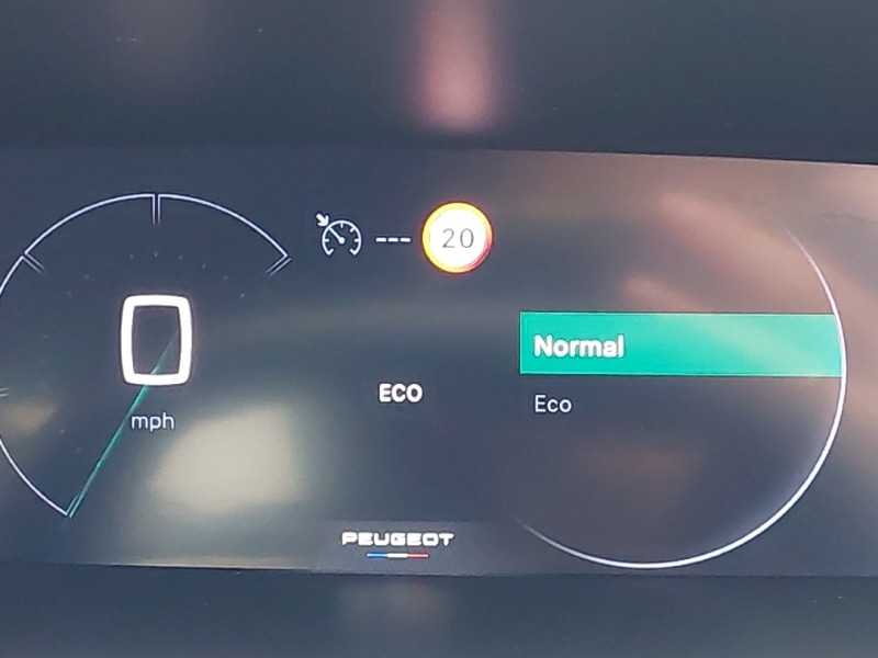 Used Peugeot 208 2024 for sale - 76974869: Photo 16