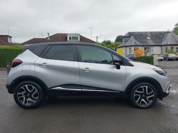 Used Renault Captur 2018 for sale - 78761910: Photo