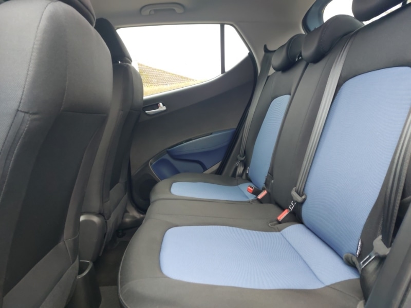 Used Hyundai i10 2017 for sale - 77543937: Photo 6