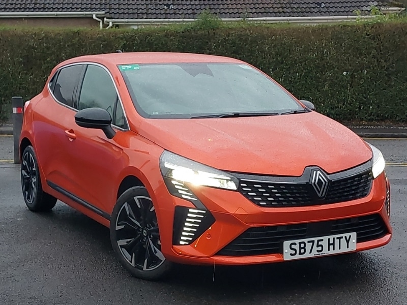 Used Renault Clio 2025 for sale - 76816246: Photo 1