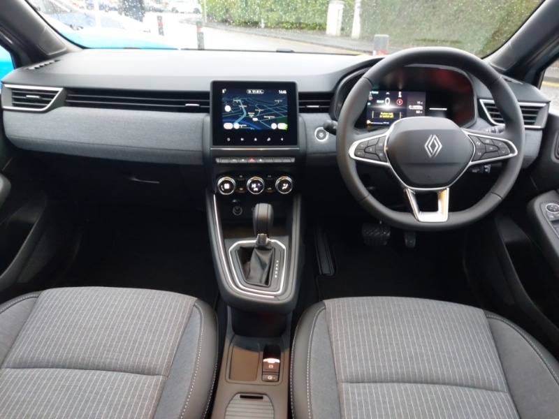 Used Renault Clio 2025 for sale - 77467040: Photo 2