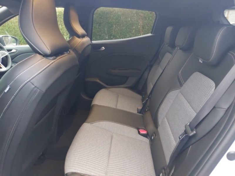 Used Renault Clio 2025 for sale - 77467040: Photo 6