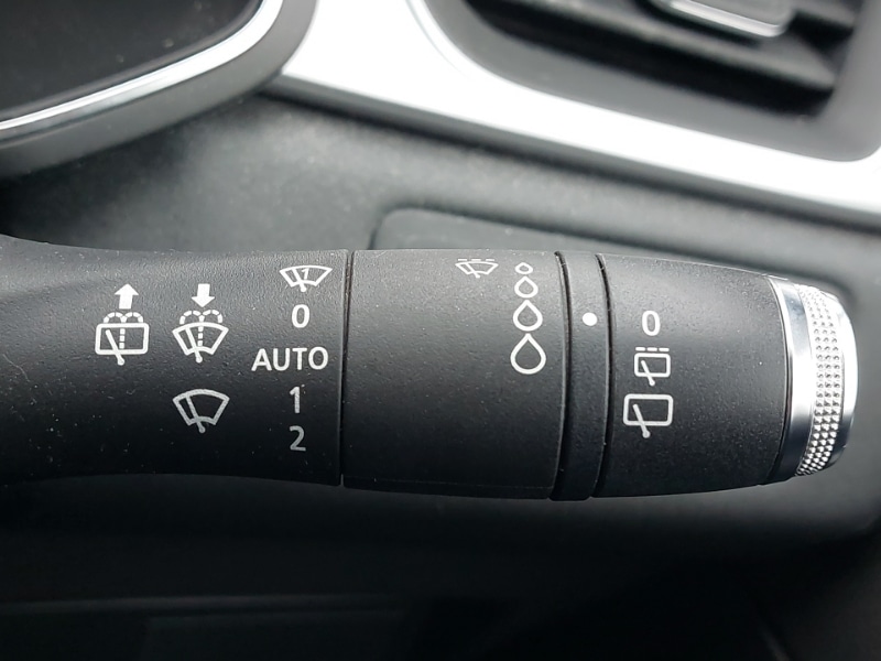 Used Renault Captur 2021 for sale - 76440259: Photo 15