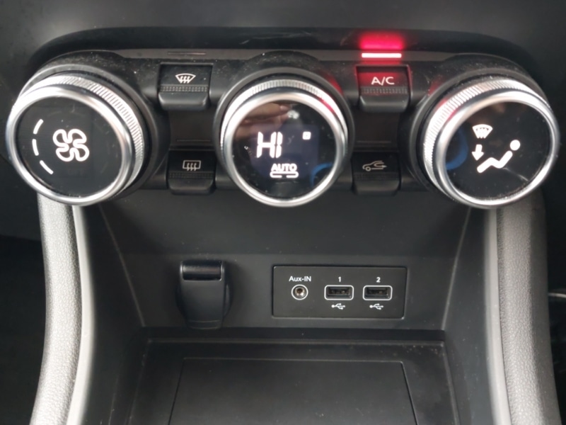 Used Renault Captur 2021 for sale - 76440259: Photo 17