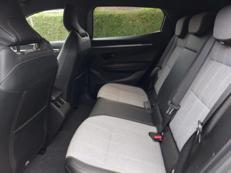 Used Renault Megane E Tech 2024 for sale - 76498115: Photo 6