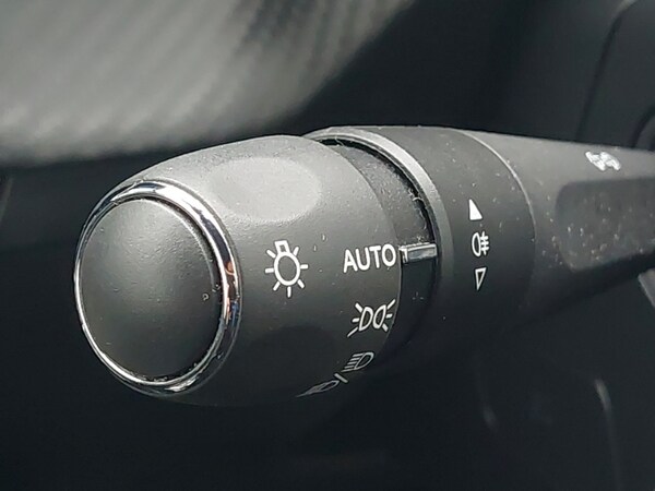 Used Peugeot 2008 2023 for sale - 76258274: Photo 12