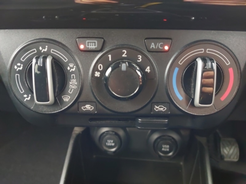 Used Suzuki Swift 2018 for sale - 77278312: Photo 15