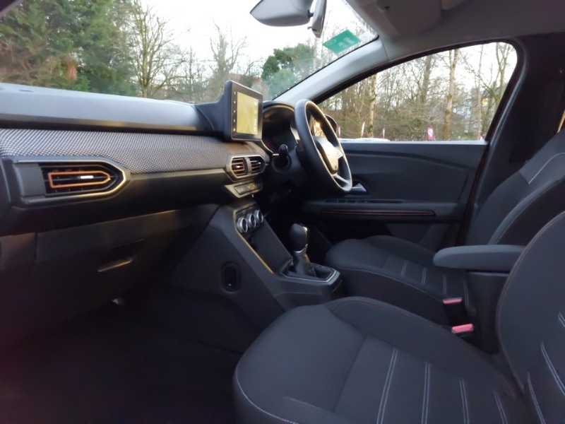 Used Dacia Sandero Stepway 2023 for sale - 77130231: Photo 5