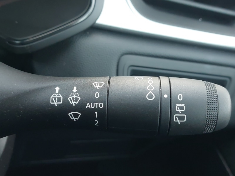 Used Renault Captur 2023 for sale - 76860611: Photo 14