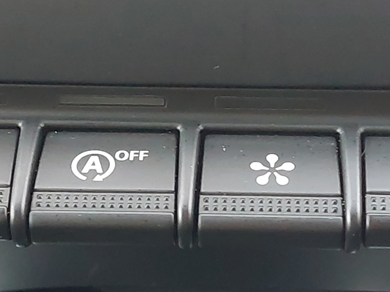 Used Renault Captur 2023 for sale - 76860611: Photo 18