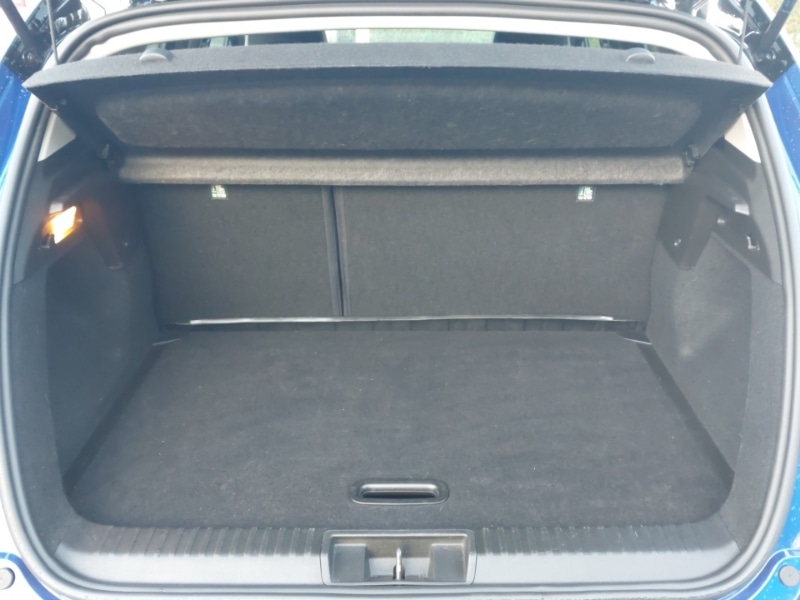 Used Renault Captur 2023 for sale - 76860611: Photo 8