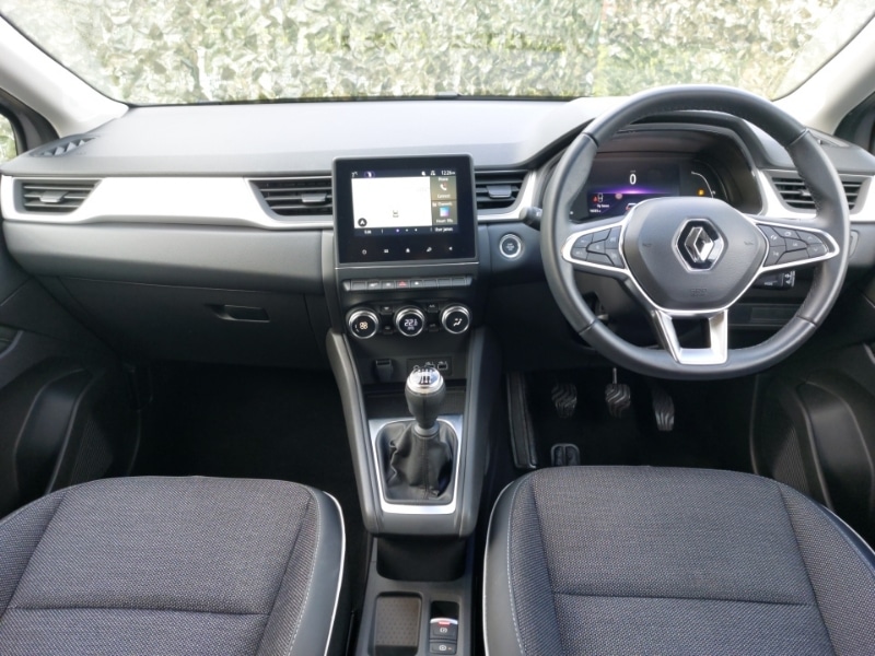 Used Renault Captur 2024 for sale - 77644467: Photo 2