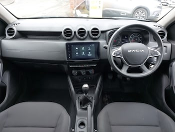 Used Dacia Duster 2024 for sale - 78238221: Photo