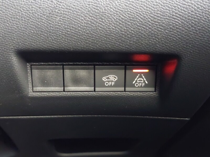 Used Peugeot 2008 2022 for sale - 77085700: Photo 18