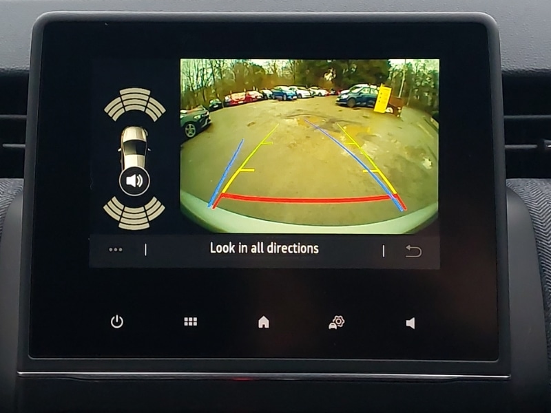 Used Renault Clio 2025 for sale - 76842624: Photo 11