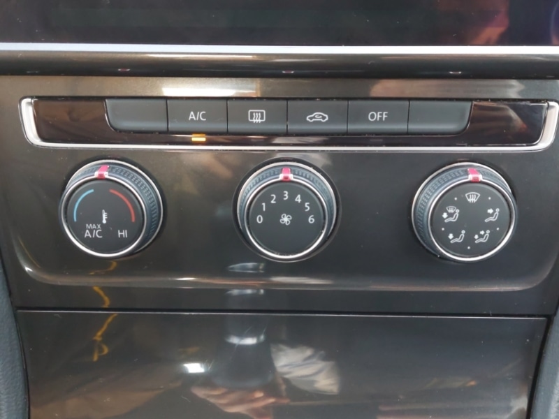 Used Volkswagen Golf 2018 for sale - 76639029: Photo 12