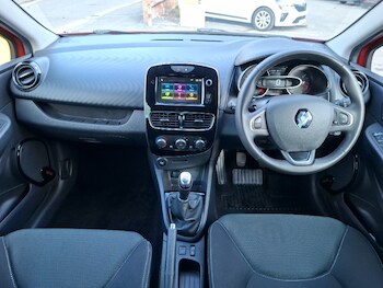 Used Renault Clio 2019 for sale - 79561536: Photo