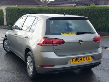 Used Volkswagen Golf 2020 for sale - 75808400: Photo