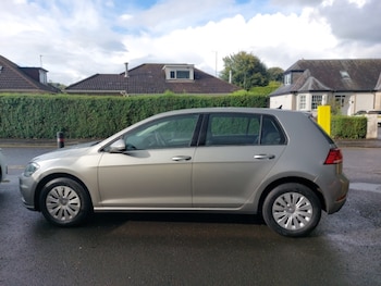 Used Volkswagen Golf 2020 for sale - 75808400: Photo