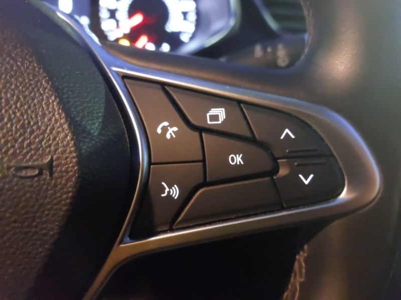 Used Renault Clio 2020 for sale - 76897475: Photo 17