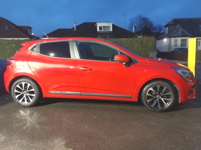 Used Renault Clio 2020 for sale - 76897475: Photo 4