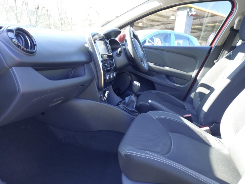 Used Renault Clio 2018 for sale - 78113872: Photo 5