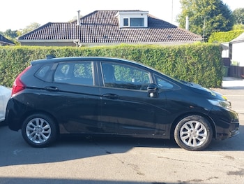 Used Honda Jazz 2019 for sale - 75645215: Photo