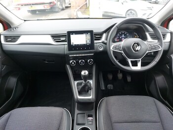 Used Renault Captur 2023 for sale - 78032785: Photo