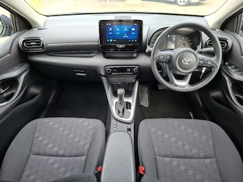 Used Toyota Yaris 2025 for sale - 79505584: Photo