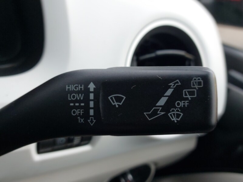 Used Volkswagen up! 2017 for sale - 77558880: Photo 16