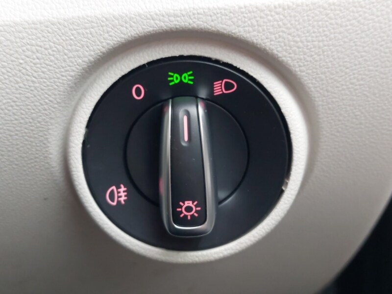 Used Volkswagen up! 2017 for sale - 77558880: Photo 17