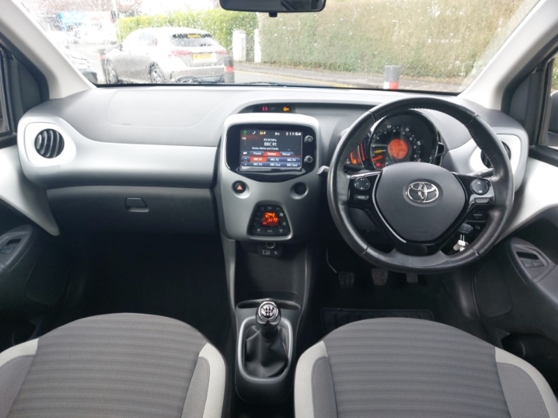 Used Toyota AYGO 2018 for sale - 77448764: Photo 2