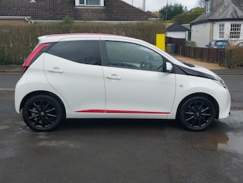 Used Toyota AYGO 2018 for sale - 77448764: Photo