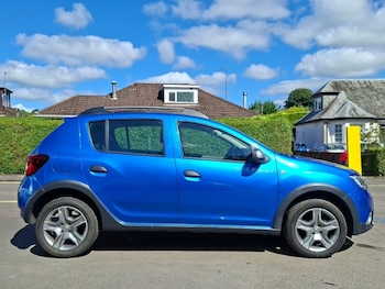 Used Dacia Sandero Stepway 2019 for sale - 79468273: Photo