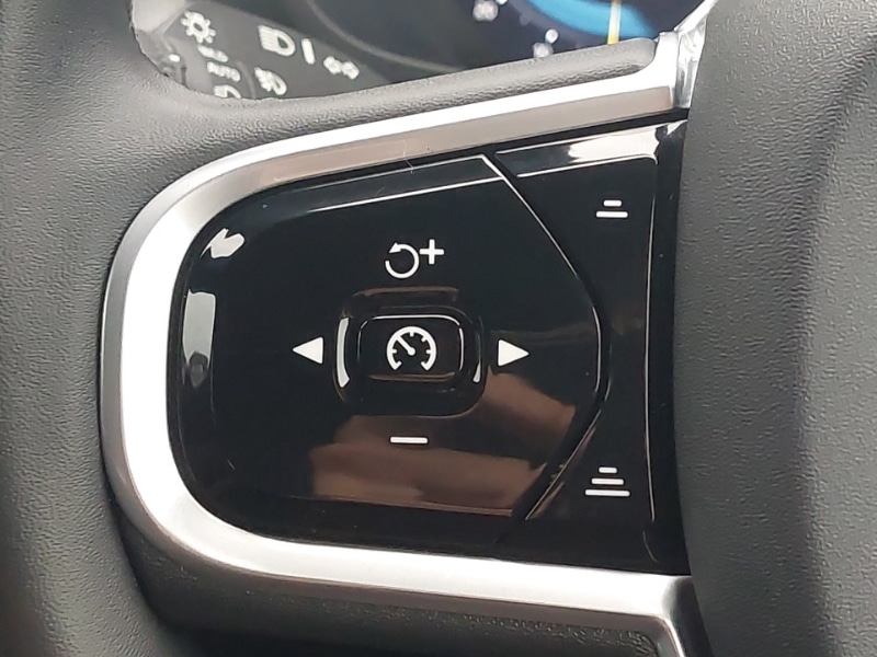 Used Volvo XC60 2021 for sale - 76721410: Photo 14