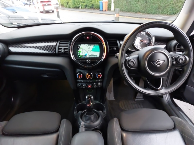 Used MINI Hatch 2019 for sale - 76498113: Photo 2