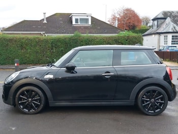 Used MINI Hatch 2019 for sale - 76498113: Photo