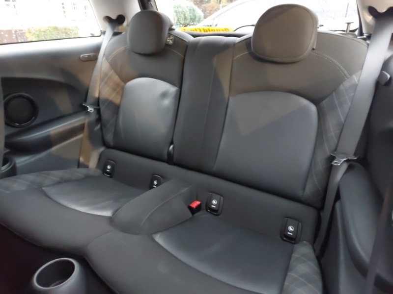 Used MINI Hatch 2019 for sale - 76498113: Photo 6