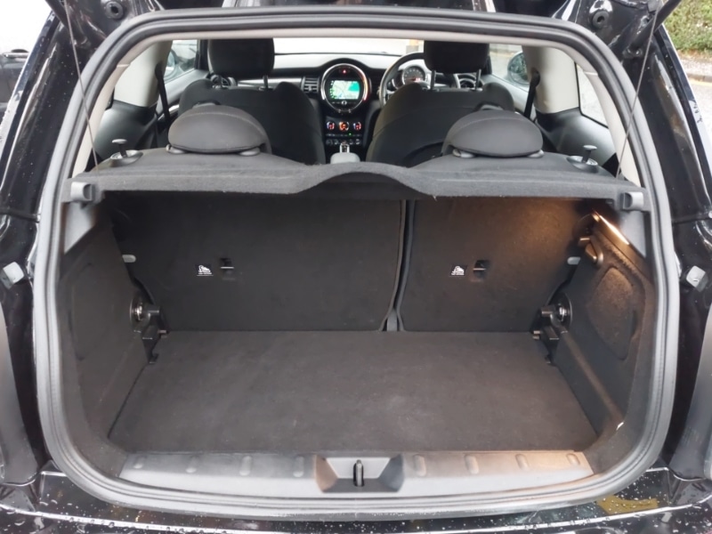 Used MINI Hatch 2019 for sale - 76498113: Photo 8