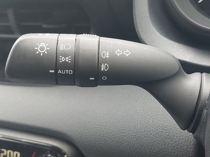 Used Toyota Yaris 2022 for sale - 76560255: Photo 16