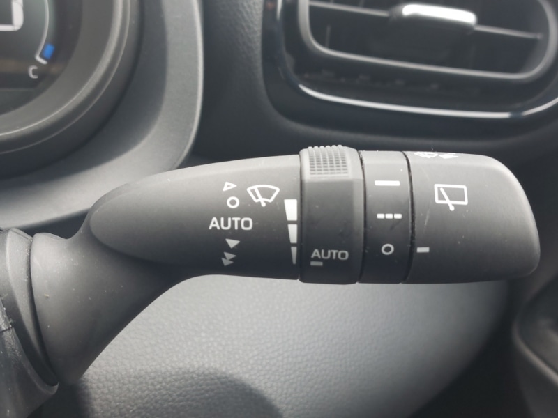 Used Toyota Yaris 2022 for sale - 76560255: Photo 17