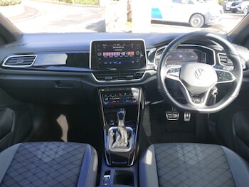 Used Volkswagen T-Roc 2023 for sale - 78125594: Photo